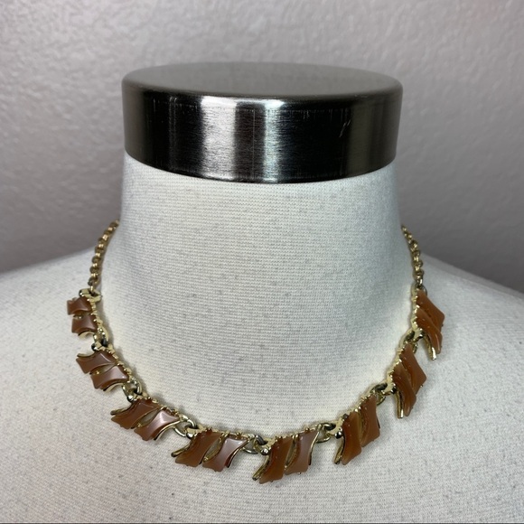 Goltone Vintage Necklace No Wear Unmarked - Picture 1 of 8